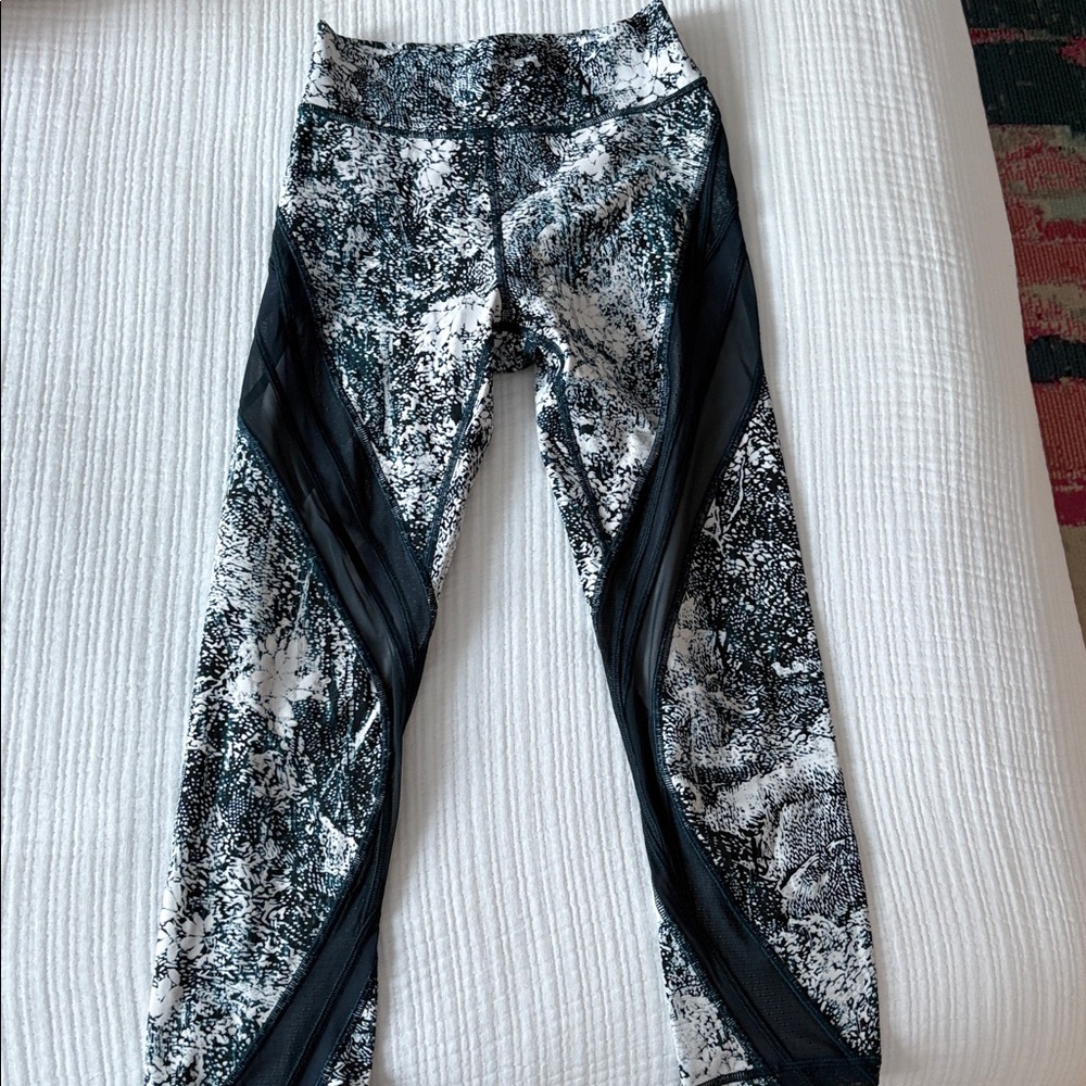 Abstract Patterned Lululemon Leggings